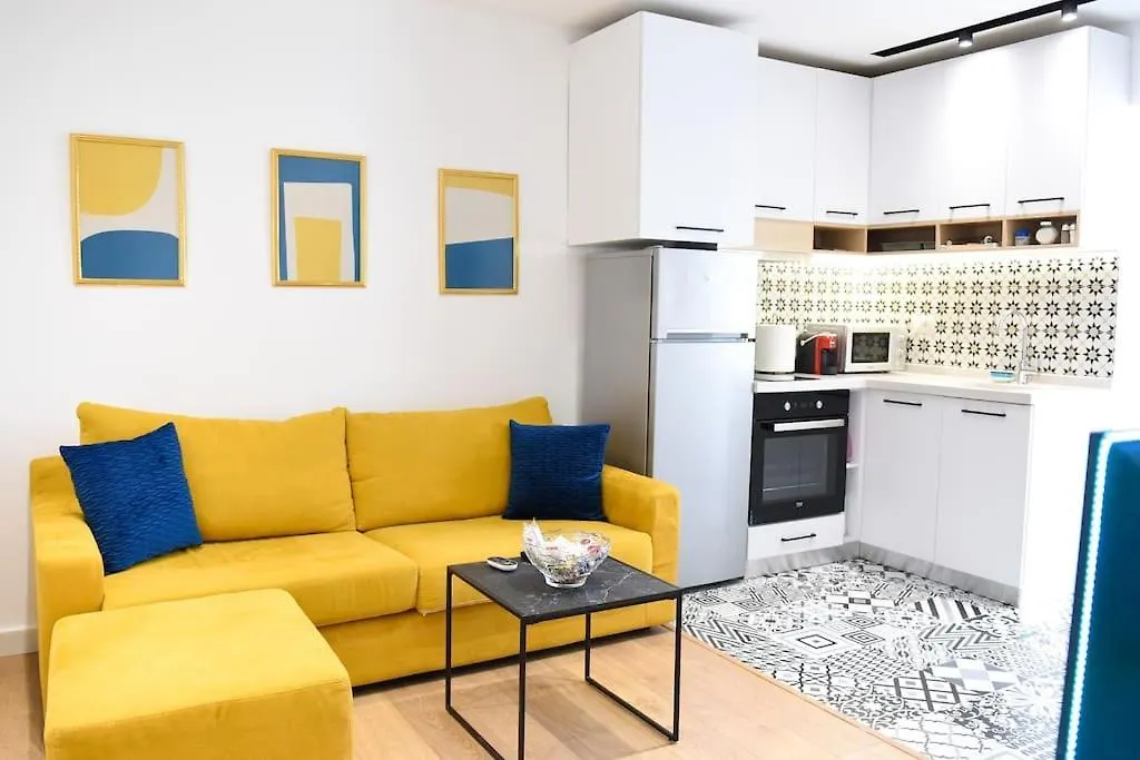 City Center 11 - Tirana Way Apartments 0*,  ألبانيا